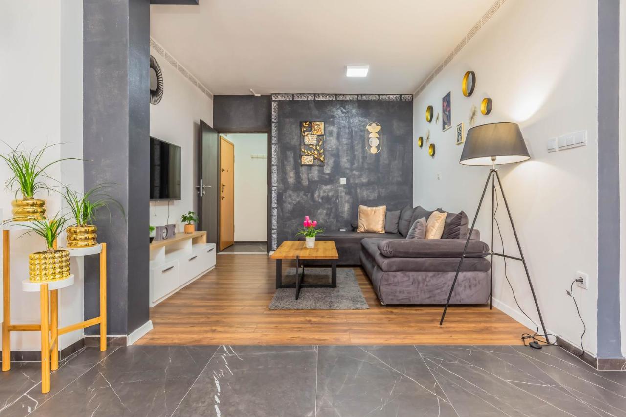 Apartamento Downtown Deluxe Omiš Exterior foto