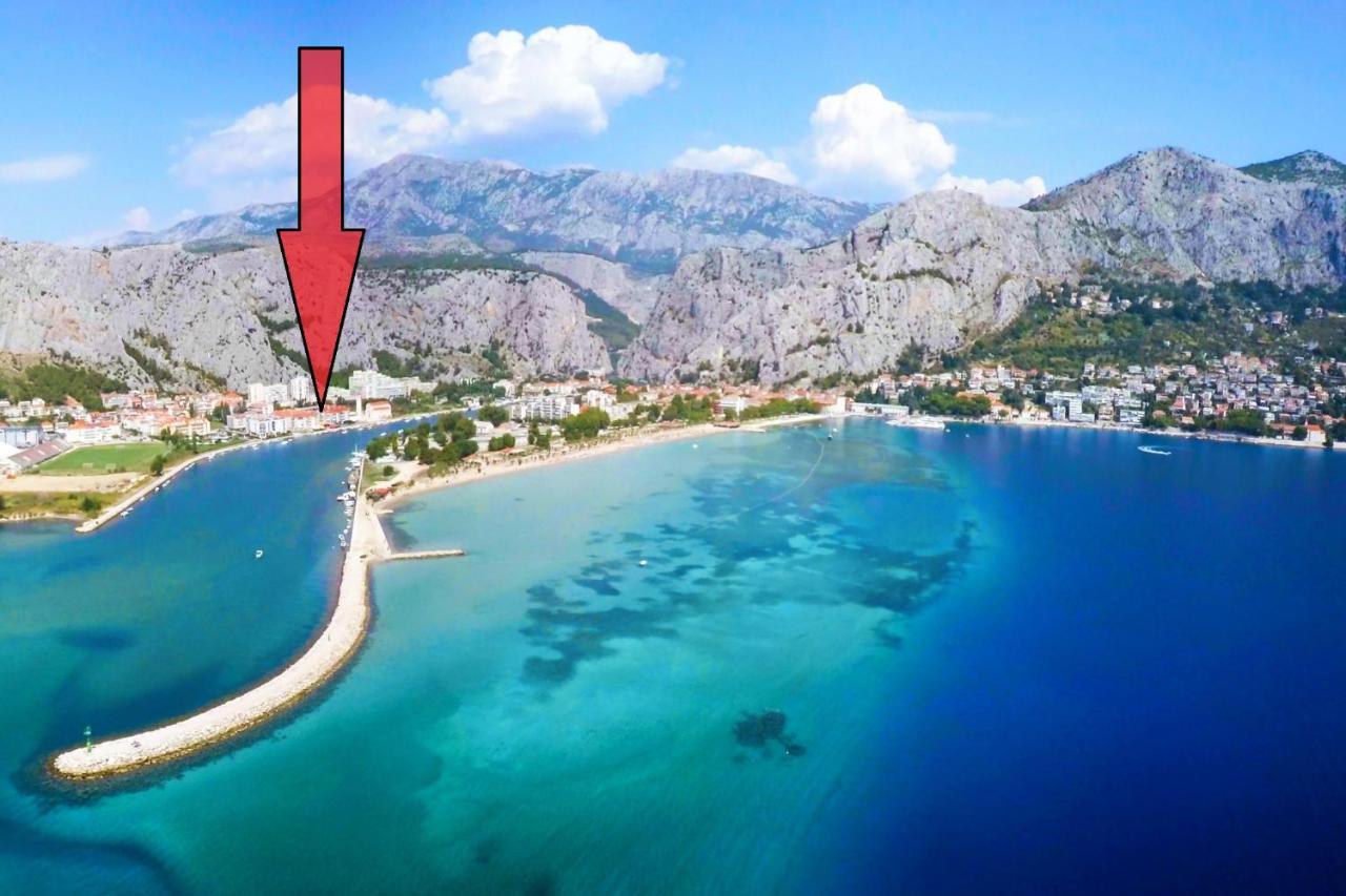 Apartamento Downtown Deluxe Omiš Exterior foto